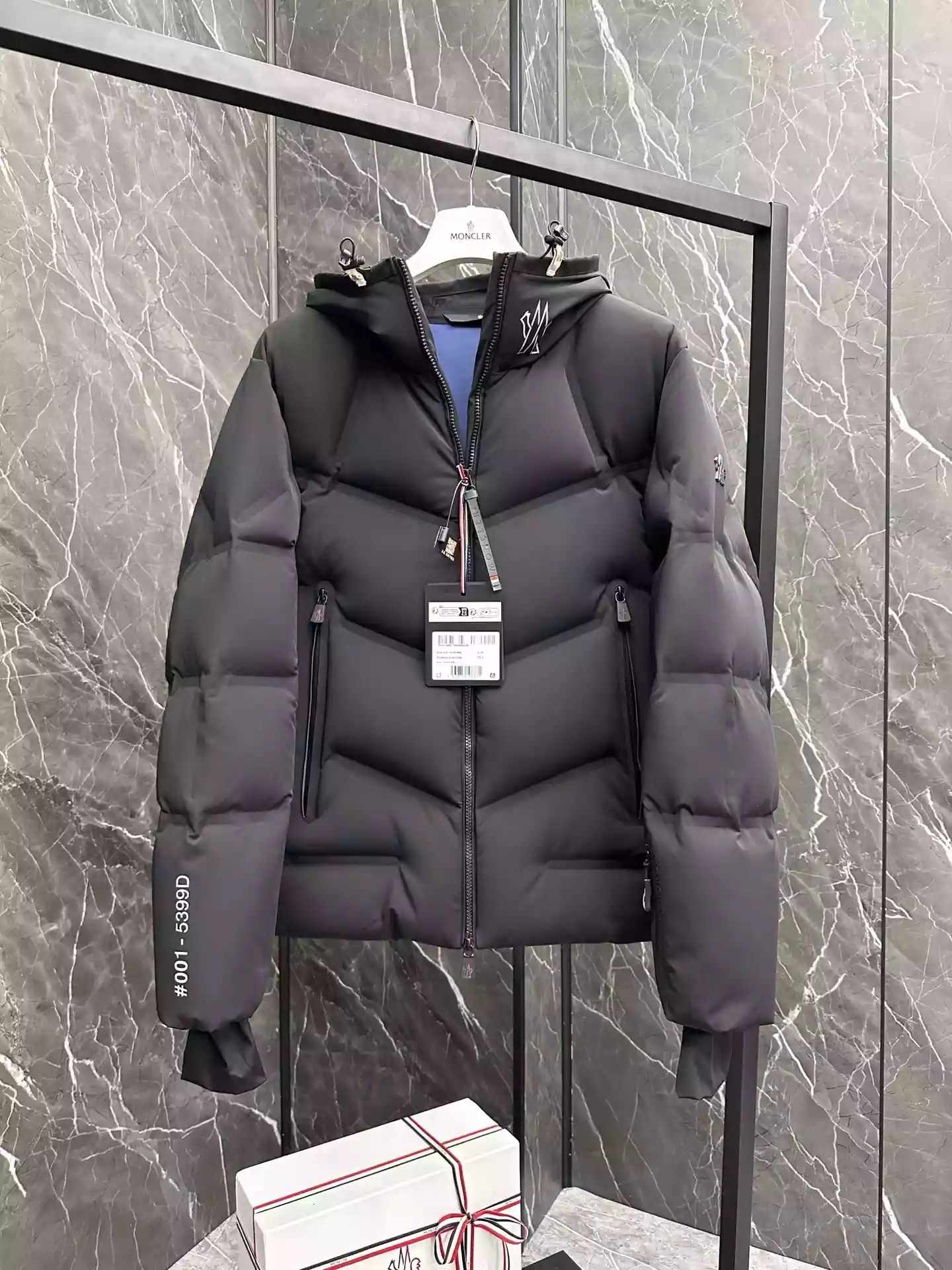 Moncler Grenoble Arcesaz Jacket – MC108 StreetReady 9680