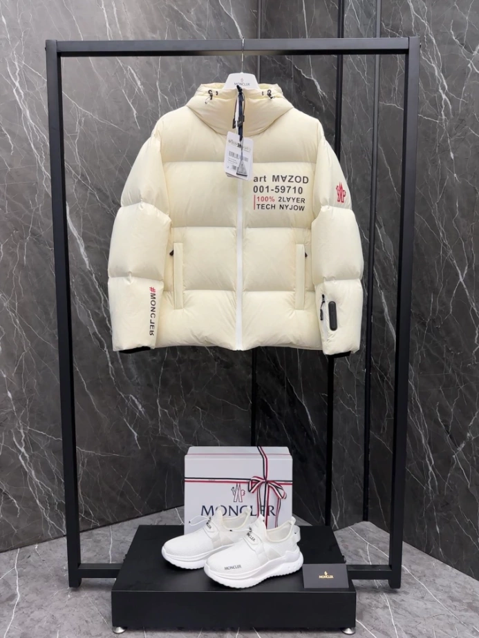 Moncler Grenoble Jacket – MC087 Comfortable 6377