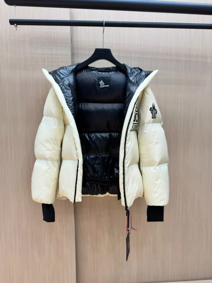 Moncler Grenoble Ski Puffer Jacket – MC070 HighQuality 6546