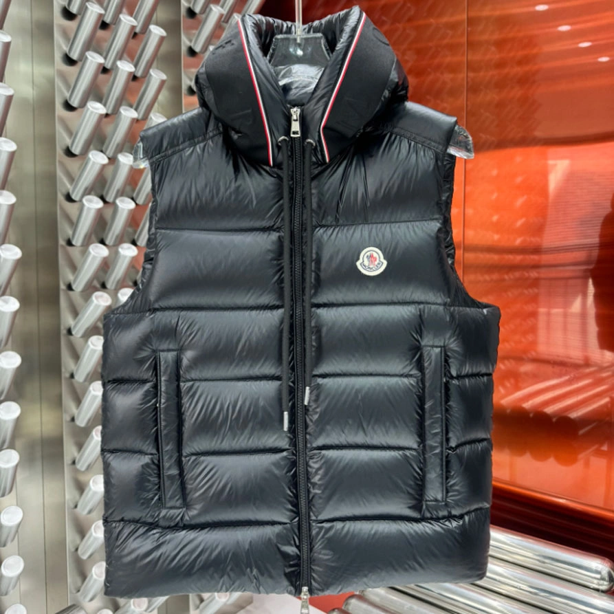 Moncler Luiro Down Vest – MC135 WellDesigned 4059