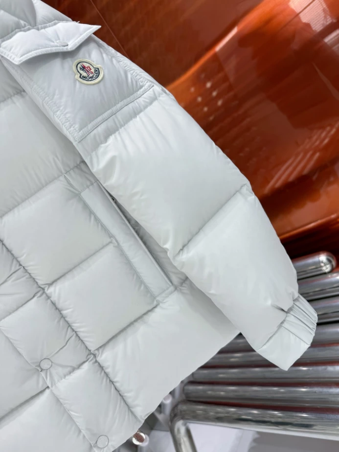 Moncler Vezere Grey Jacket – MC073 Popular 9066