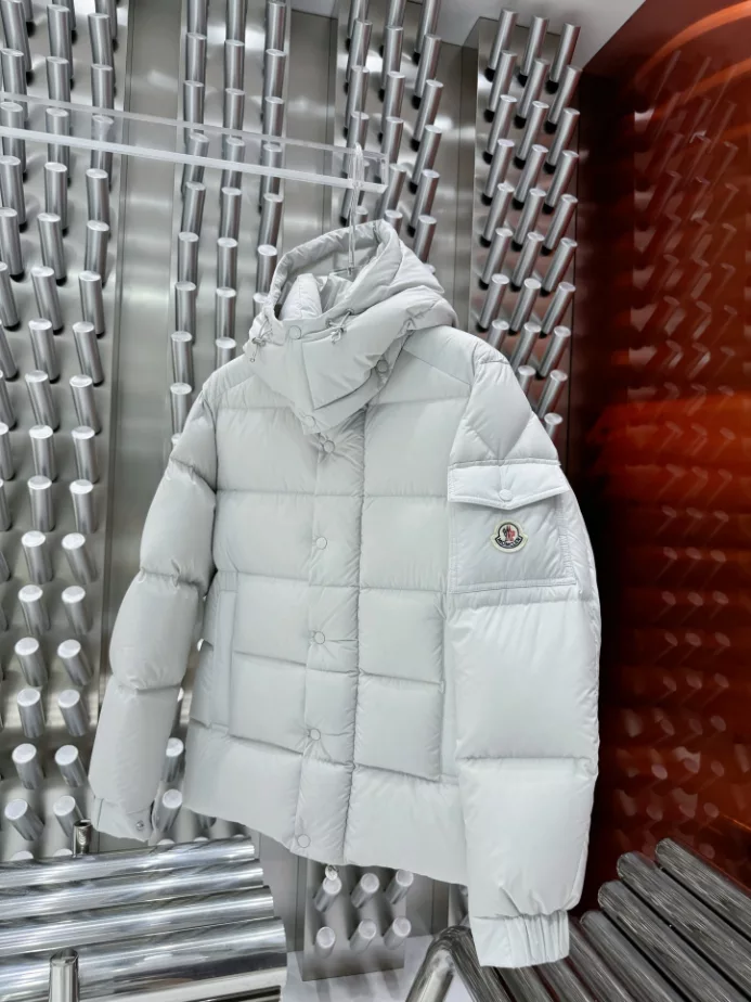 Moncler Vezere Grey Jacket – MC073 Popular 9066