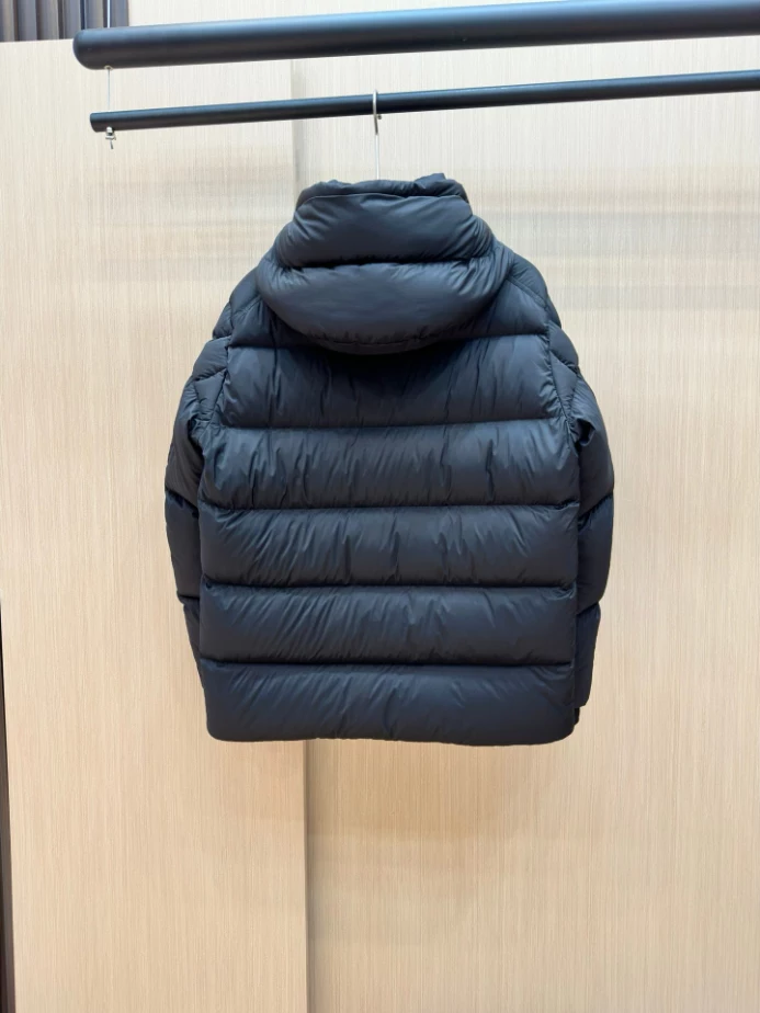 Moncler Vezere Short Down Jacket – MC138 Trendy 6823