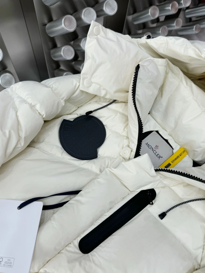 NewStyle 2209 Moncler X Pharrell Williams Jacket – MC074