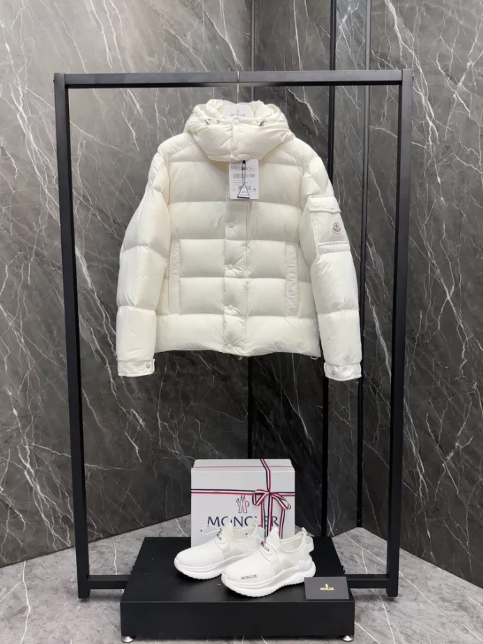 Popular 5335 Moncler Jacket – MC139