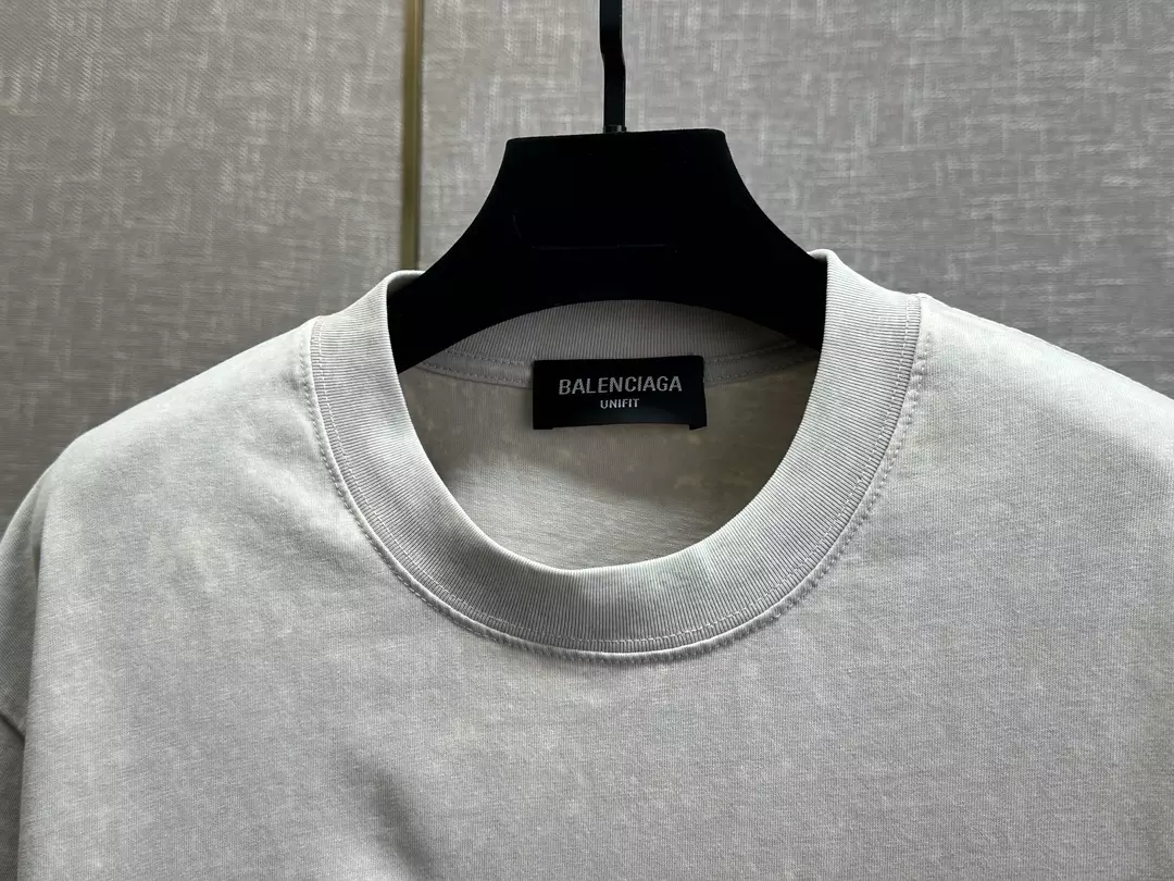 Popular 8024 Balenciaga T-shirt – BBS105