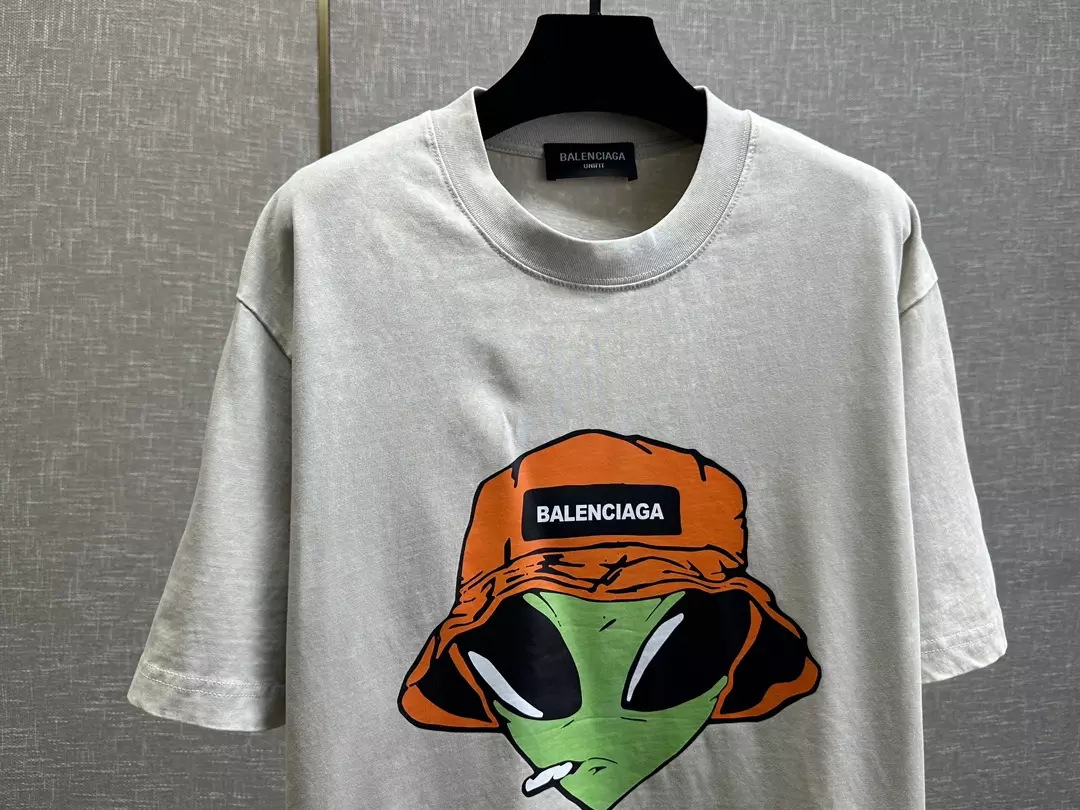 Popular 8024 Balenciaga T-shirt – BBS105