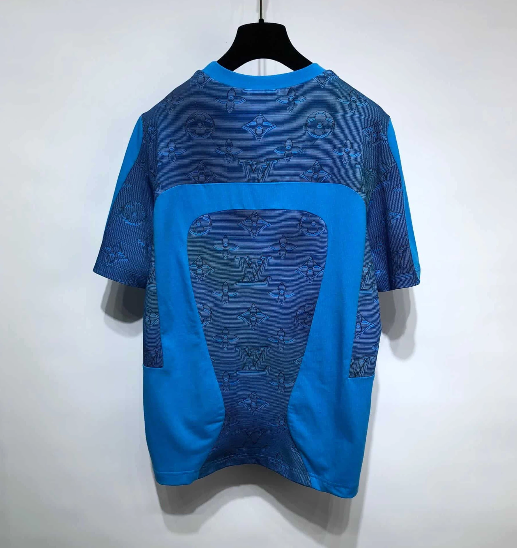 SmartChoice 3944 LOUIS VUITTON T-SHIRT – 220422
