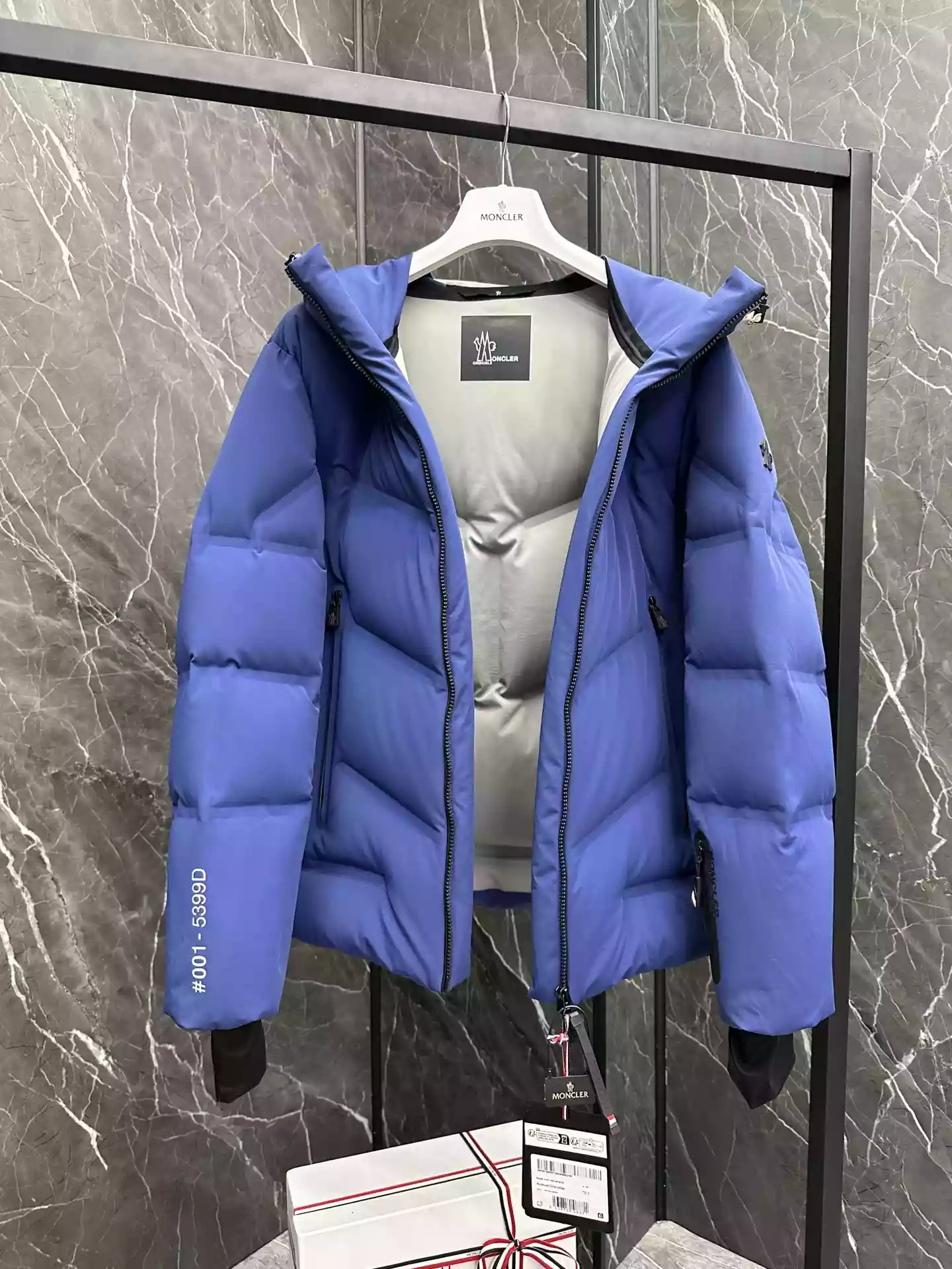 SmartChoice 6595 Moncler Grenoble Arcesaz Jacket – MC107