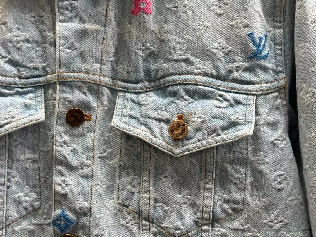 SmartChoice 932 Louis Vuitton Denim Jacket – LC025