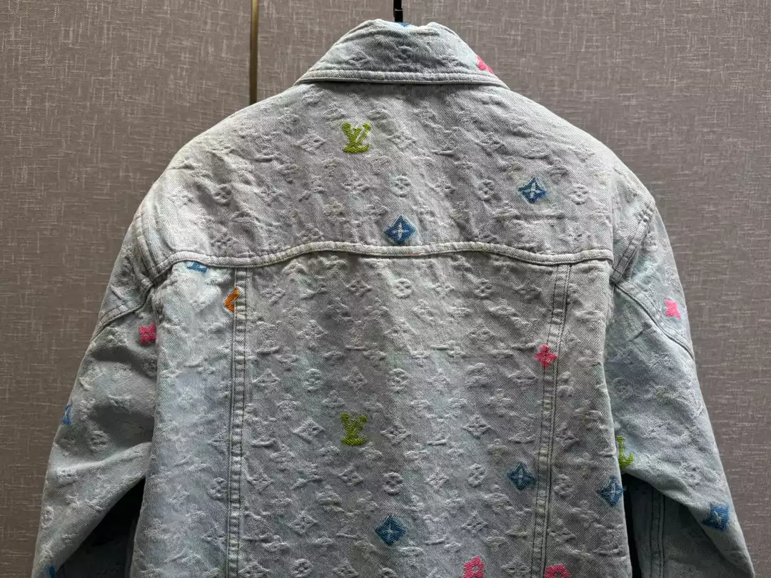SmartChoice 932 Louis Vuitton Denim Jacket – LC025
