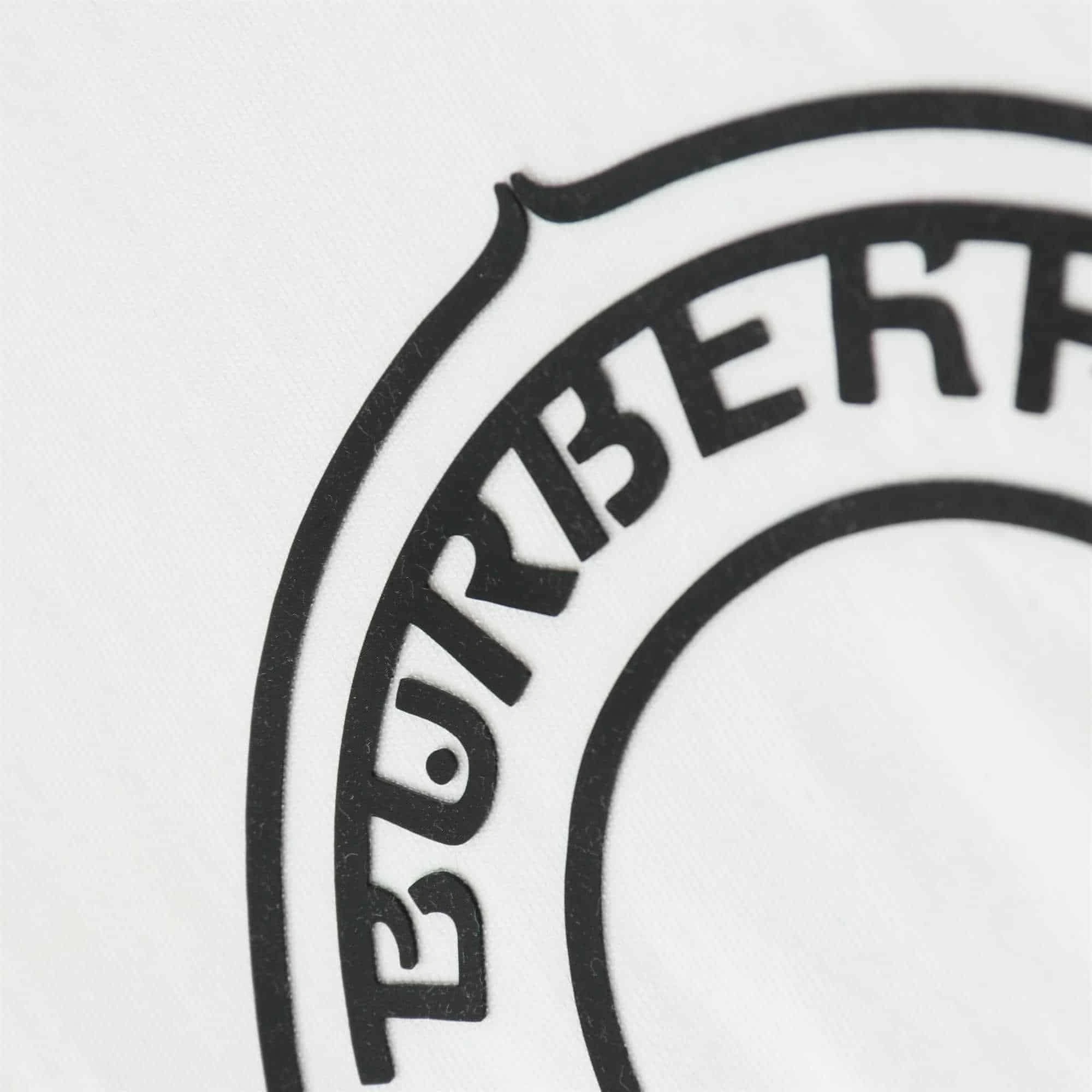 Trendy 3200 Burberry Logo-Print Short-Sleeve T-Shirt – BBRS04