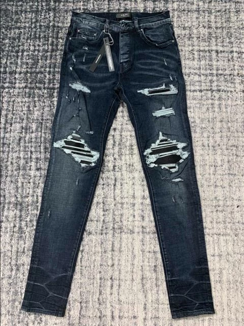 Trendy 5439 AMIRI JEANS – AJ025
