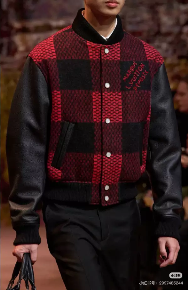 Trendy 8446 Louis Vuitton Jacket – LC019
