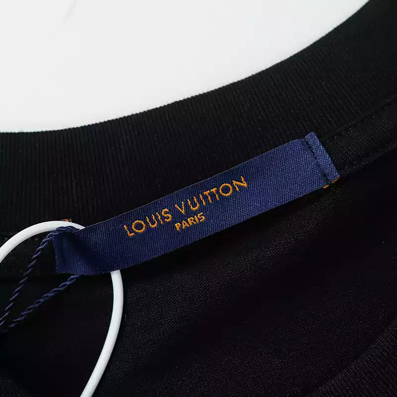 UrbanStyle 3252 Louis Vuitton T-shirt – LSVT0210