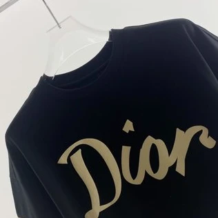 UrbanStyle 4640 DIOR 47 T-Shirt – CDS007