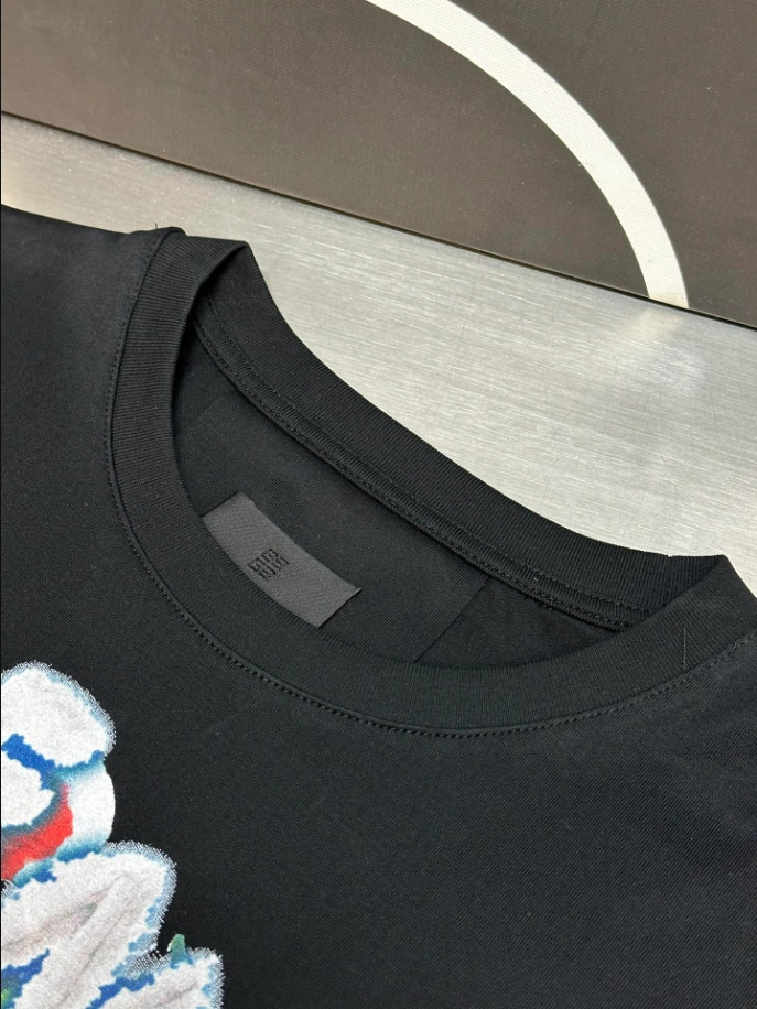 UrbanStyle 4994 Givenchy T-shirt – GVS66