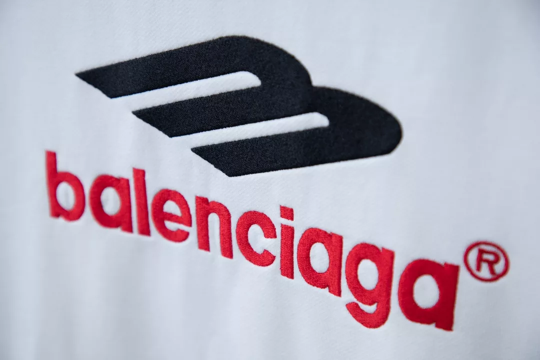 WellDesigned 2962 Balenciaga Hoodie – SBH004 WellDesigned 2962 Balenciaga Hoodie – SBH004