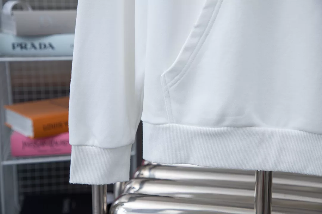 WellDesigned 2962 Balenciaga Hoodie – SBH004 WellDesigned 2962 Balenciaga Hoodie – SBH004