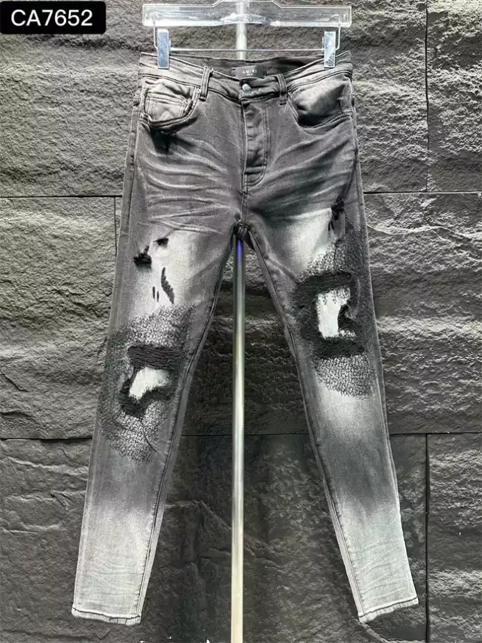 WellDesigned 7226 AMIRI JEANS – AJ116