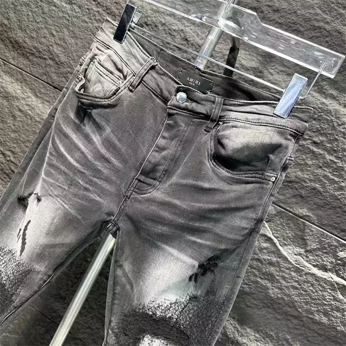 WellDesigned 7226 AMIRI JEANS – AJ116