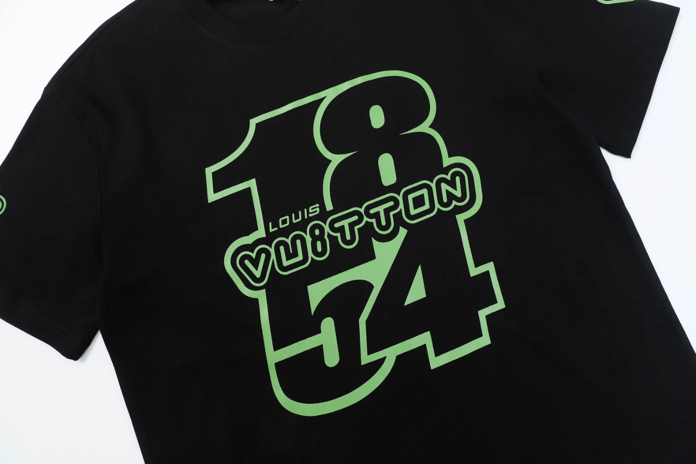 WellDesigned 7650 Louis Vuitton T-shirt – LSVT0222
