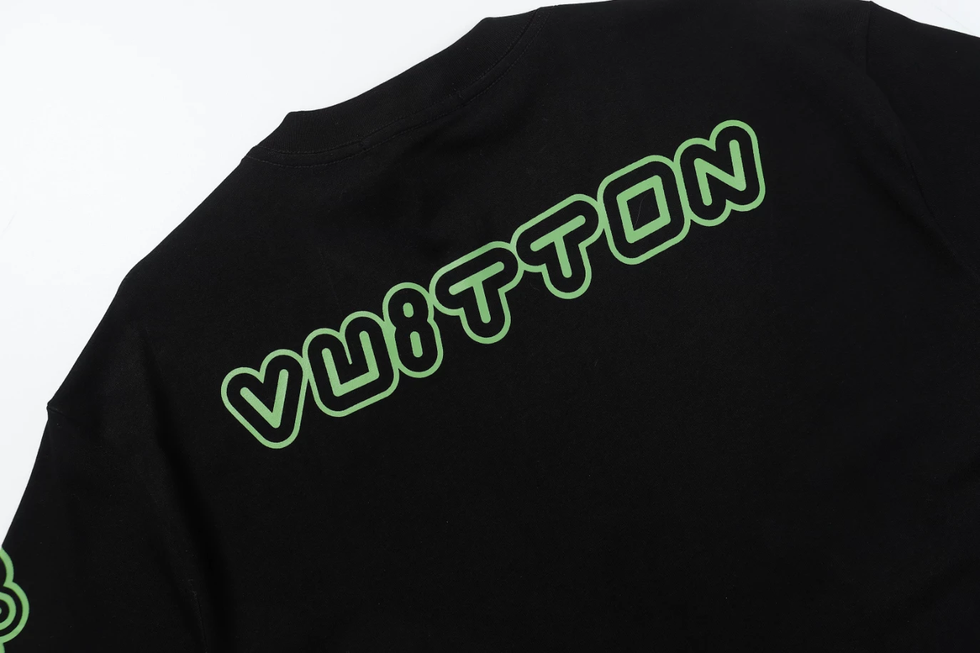 WellDesigned 7650 Louis Vuitton T-shirt – LSVT0222