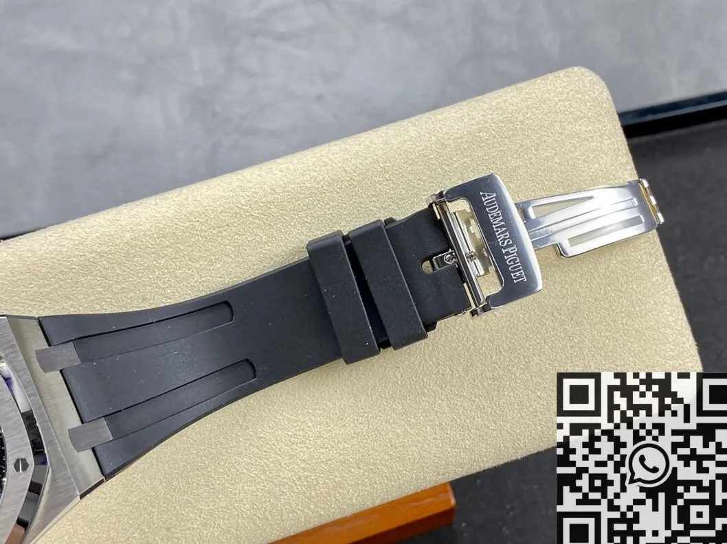 Audemars Piguet Royal Oak 15400 Black Dial Rubber Strap Watch APS Factory Flexible 1976