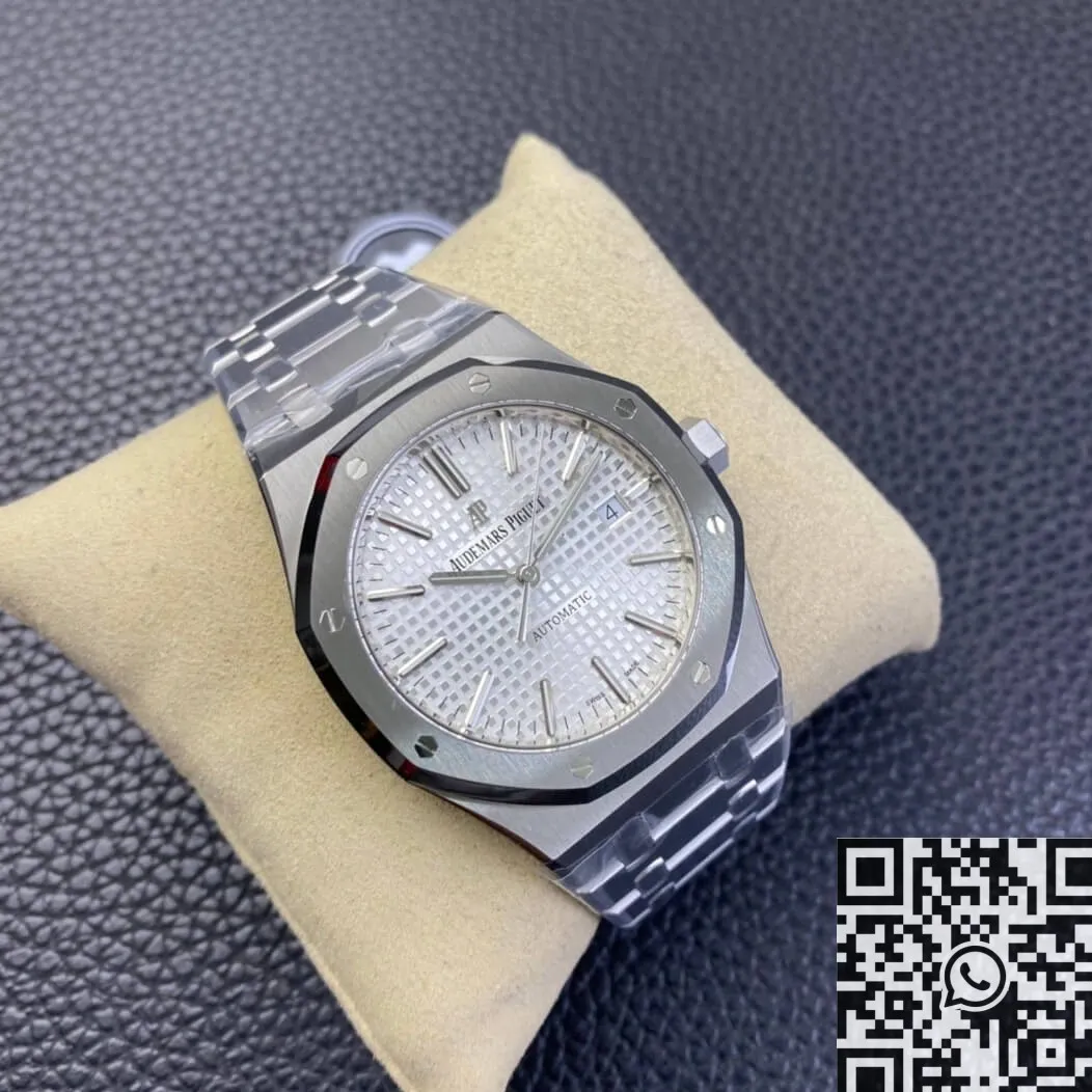 EasyCare Audemars Piguet Royal Oak 15400ST.OO.1220ST.02 White Dial Watch ZF Factory 2186