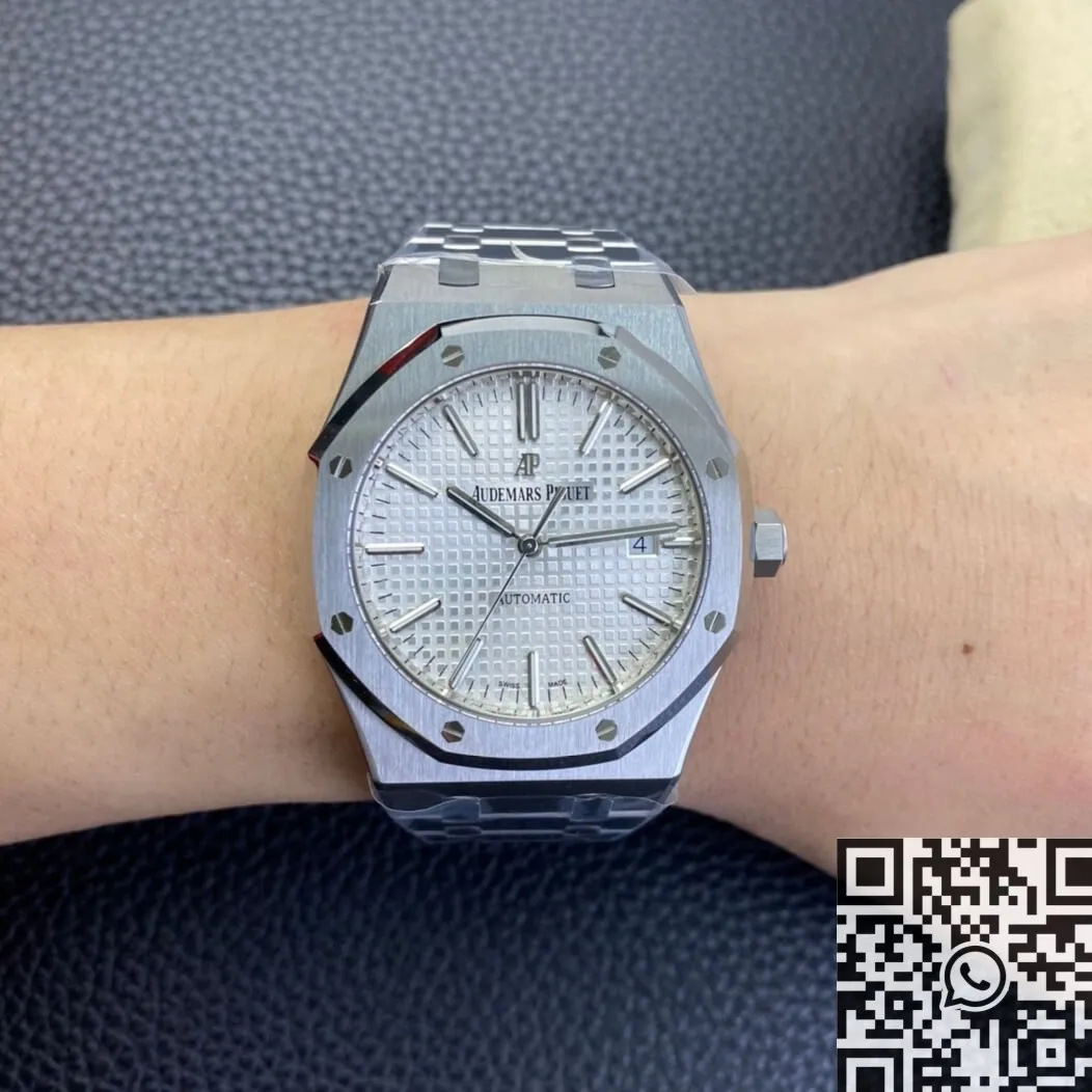 EasyCare Audemars Piguet Royal Oak 15400ST.OO.1220ST.02 White Dial Watch ZF Factory 2186