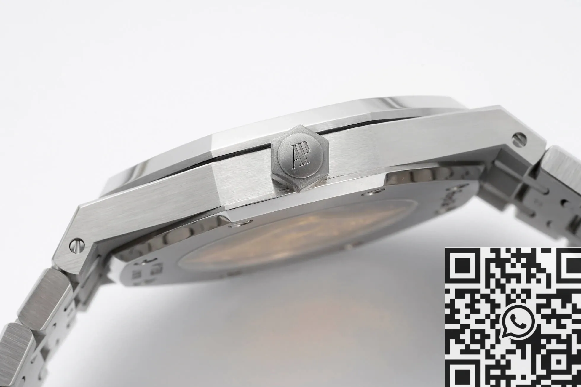 Contemporary Audemars Piguet Royal Oak 15400ST.OO.1220ST.04 Greyruthenium Dial APS Factory 1983