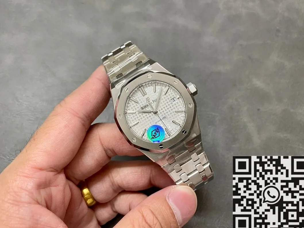 Audemars Piguet Royal Oak 15450ST.OO.1256ST.01 Silver Dial Size 37mm APS Factory Lightweight 1980