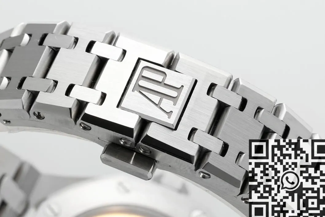 Audemars Piguet Royal Oak 15450ST.OO.1256ST.01 Silver Dial Watch ZF Factory ZeroBulk 2176