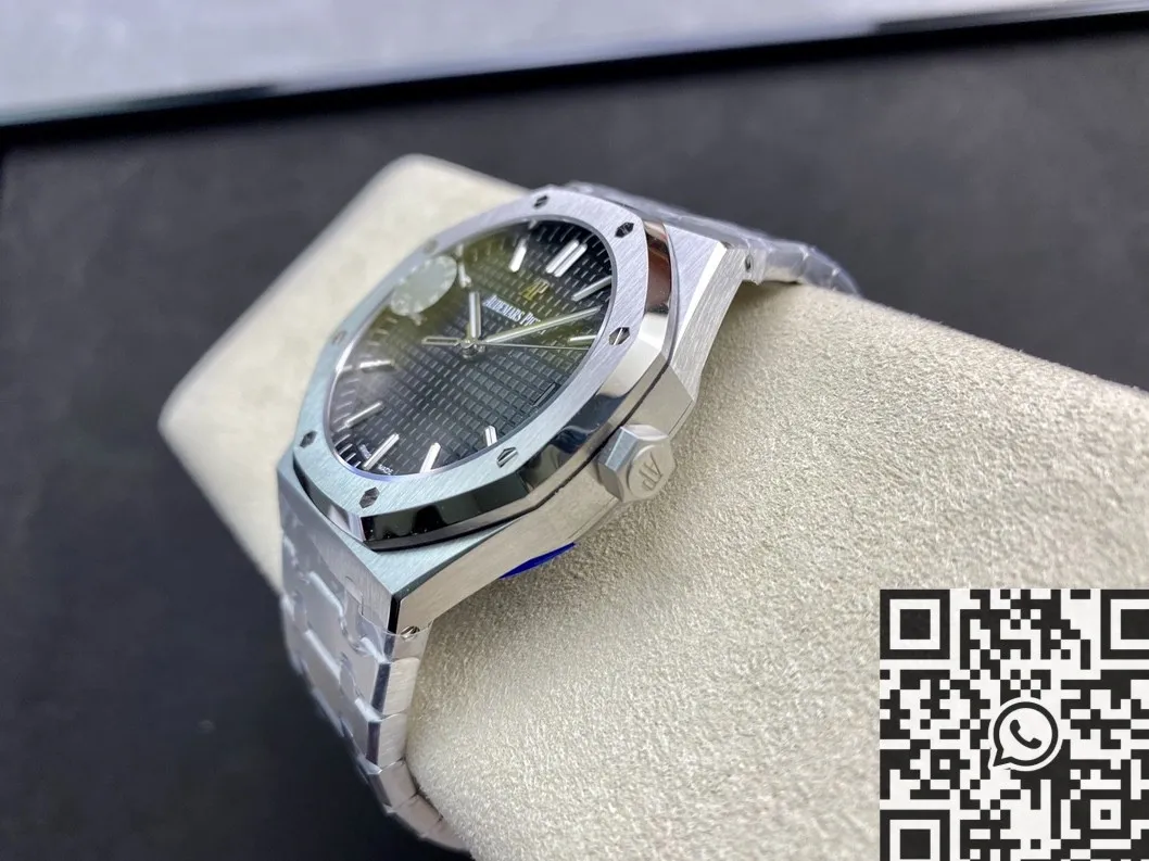 DailyWear Audemars Piguet Royal Oak 15500ST.OO.1220ST.03 Black Dial Watch ZF Factory 2205