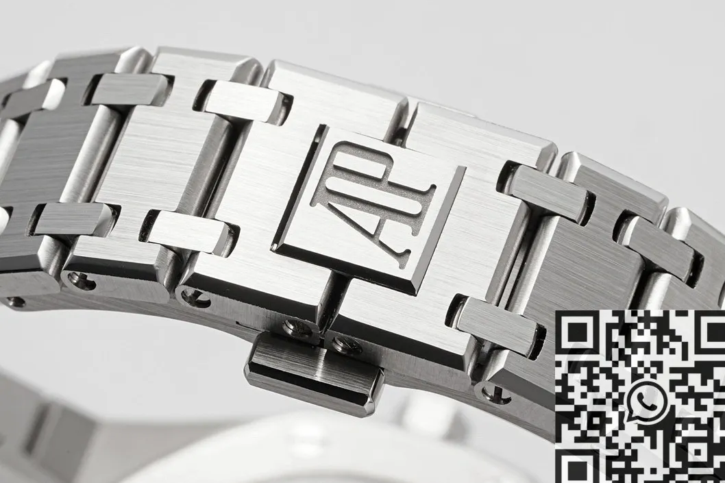 Efficient Audemars Piguet Royal Oak 16202ST.OO.1240ST.02 Night Blue Dial Watch ZF Factory 2208