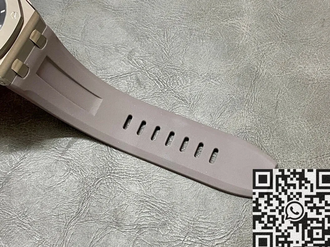 Audemars Piguet Royal Oak Offshore 15720ST.OO.A009CA.01 Grey Dial APS Factory OnTrend 2013