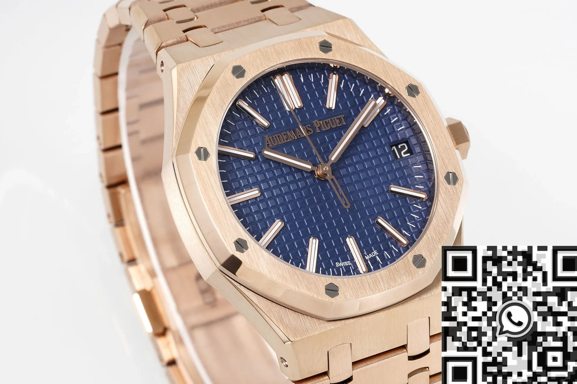 Vibrant Audemars Piguet Royal Oak Replica Watch 15510OR.OO.1320OR.03 Rose Gold Blue Dial APS Factory 2018