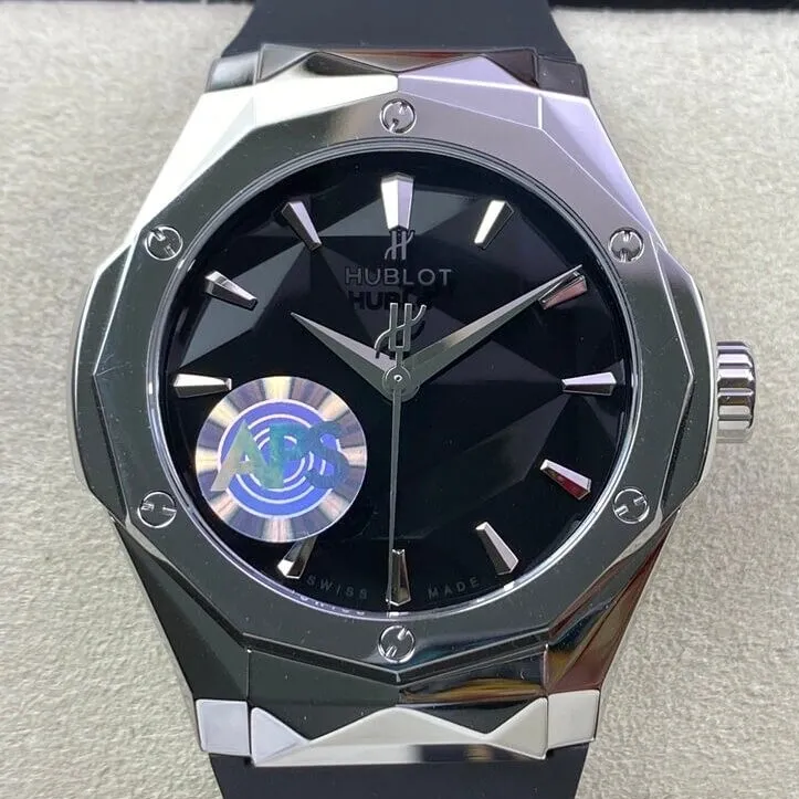 SmoothTexture Hublot  Fusion 550.NS.1800.RX.ORL19 Black Dial Watch APS Factory 2022