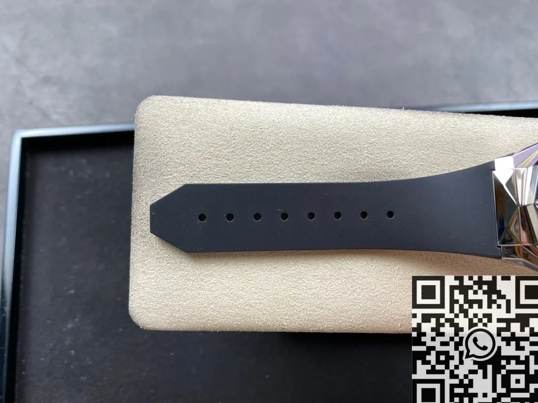 SmoothTexture Hublot  Fusion 550.NS.1800.RX.ORL19 Black Dial Watch APS Factory 2022