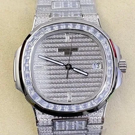 Resilient Patek Philippe Diamond Nautilus 5719 10G-010 Full Diamond Watch DM Factory 772