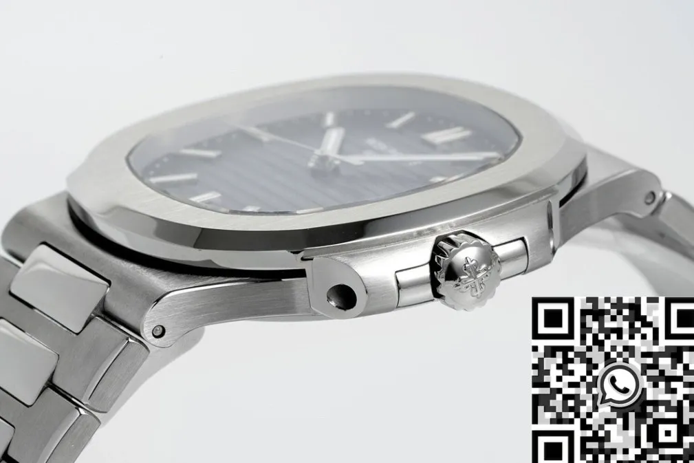 RelaxedFit Patek Philippe Nautilus 5811 1G-01 Blue Dial Watch PPF Factory 2646