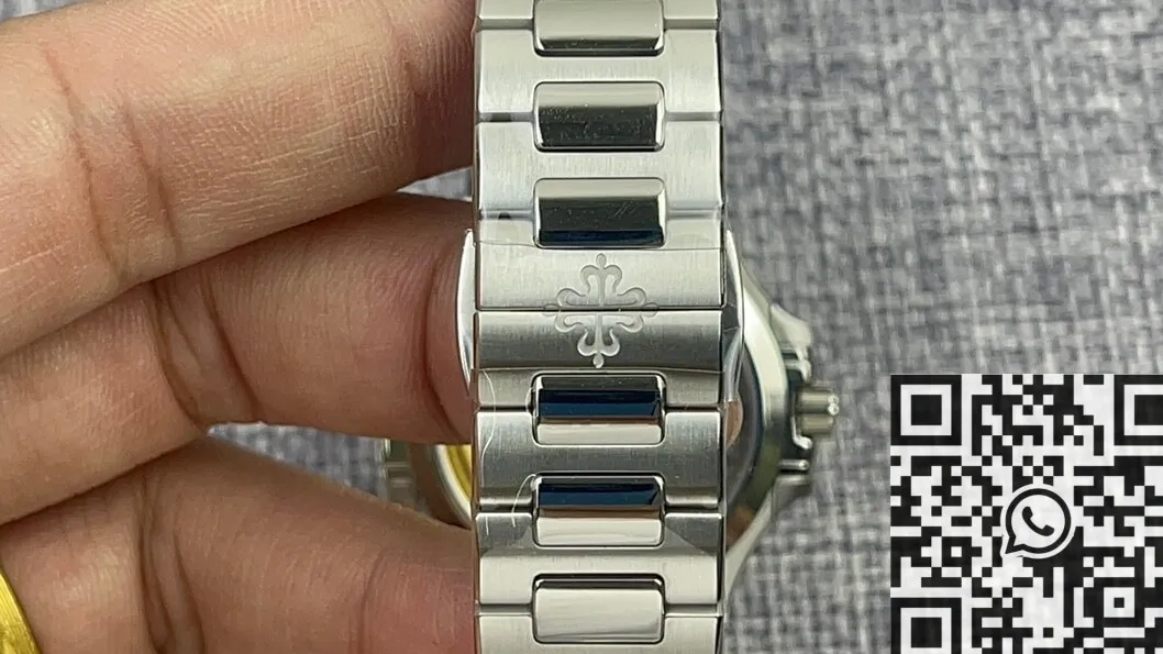Patek Philippe Nautilus 7118 1200A-010 White Dial Watch 3K Factory Lightweight 1960