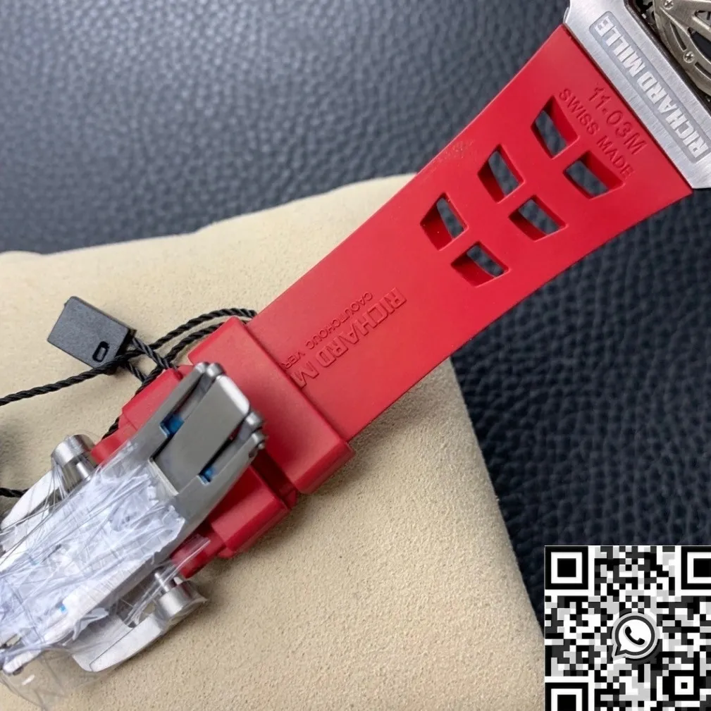 Comfortable Richard Mille RM011 Red Rubber Strap Watch KV Factory 2526