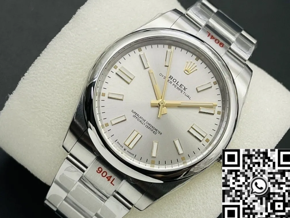 Rolex Oyster Perpetual M124300-0001 Silver Dial Size 41mm Watch EW Factory UrbanChic 2808