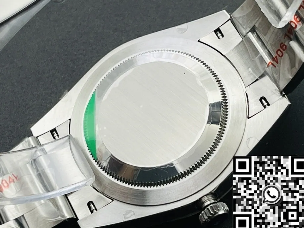 Rolex Oyster Perpetual M124300-0001 Silver Dial Size 41mm Watch EW Factory UrbanChic 2808