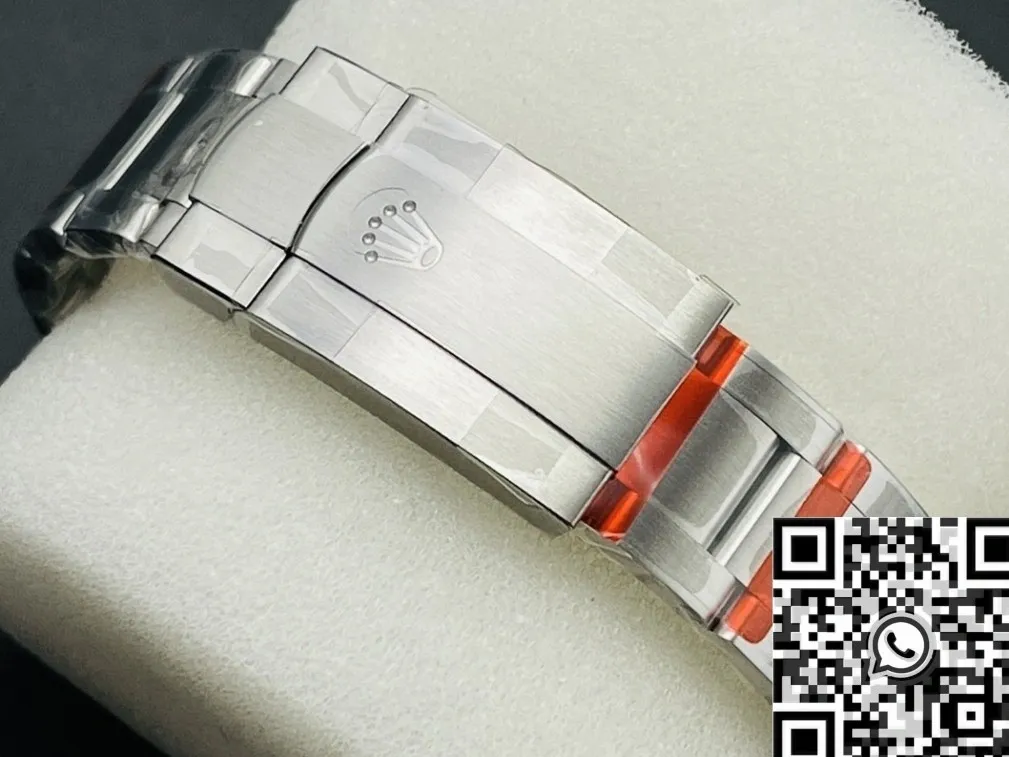 Rolex Oyster Perpetual M124300-0001 Silver Dial Size 41mm Watch EW Factory UrbanChic 2808