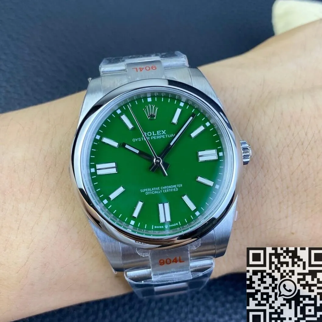 Rolex Oyster Perpetual M124300-0005 Green Dial Size 41mm Watch EW Factory Sustainable 2811