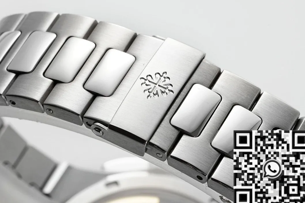 SPP Factory Patek Philippe Nautilus 5990 1A-001 Black Gradient Panda Dial Watch SmoothTexture 857