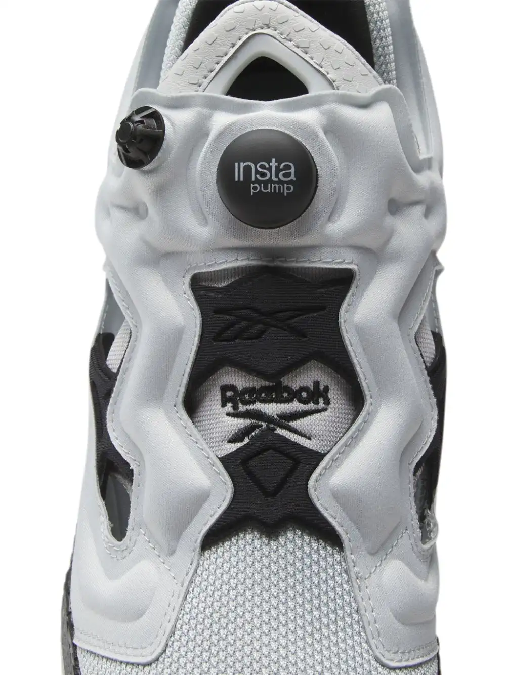 hype Reebok Instapump Fury 95 sneakers 