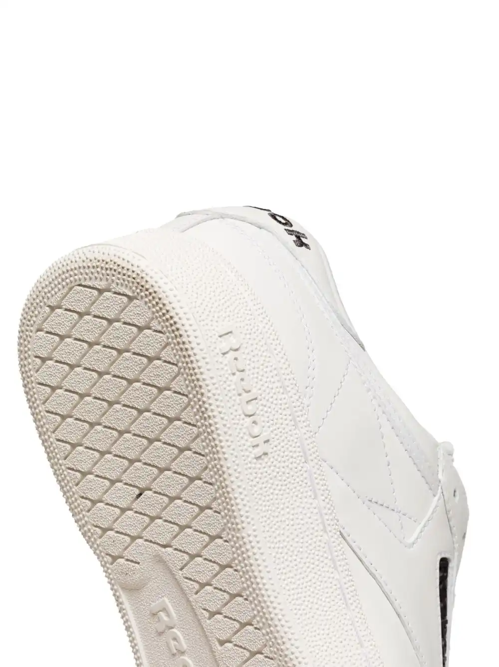 hype Reebok LTD Club C LTHR low-top sneakers 